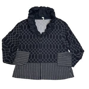 Stera Unique Zip-Up Jacket with Statement Collar X-Large Black Fitted Jacket